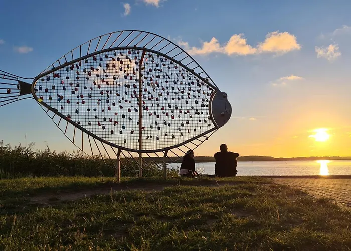 Hafenidyll 46 - exklusiv am Yachthafen mit zwei Bädern - traumhafte Sonnenuntergänge inklusive