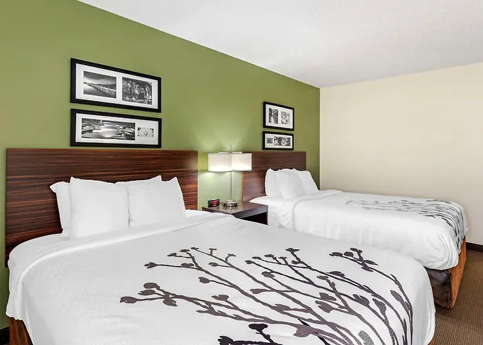Sleep Inn & Suites Charles City
