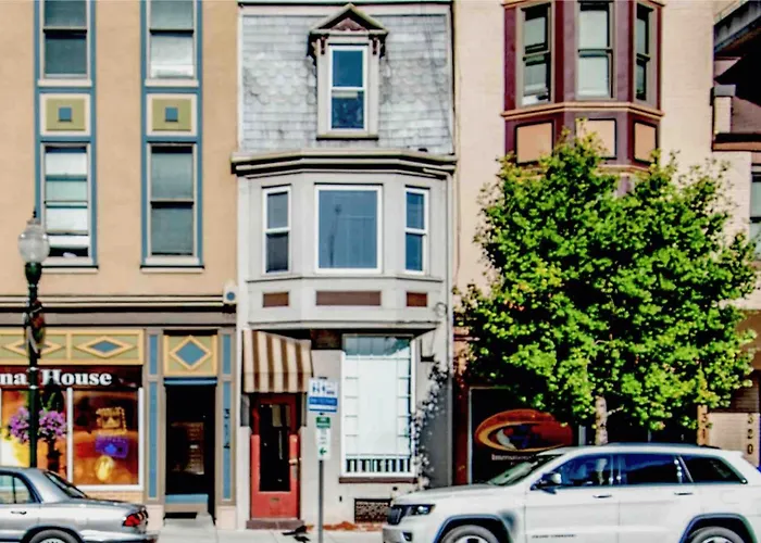 Burgbnb Downtown