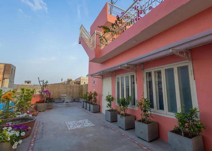Sheel Mahal- Near Hawa Mahal