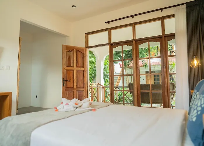 The Confidential Mandalika - Sea Front Hotel - New Starlink 70Mbps Wifi - Free Gym Access