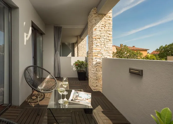 Chevalier Lifestyle Boutique Hotel Adults Only & Open-Minded Couples