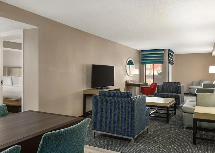 Hampton Inn Tropicana
