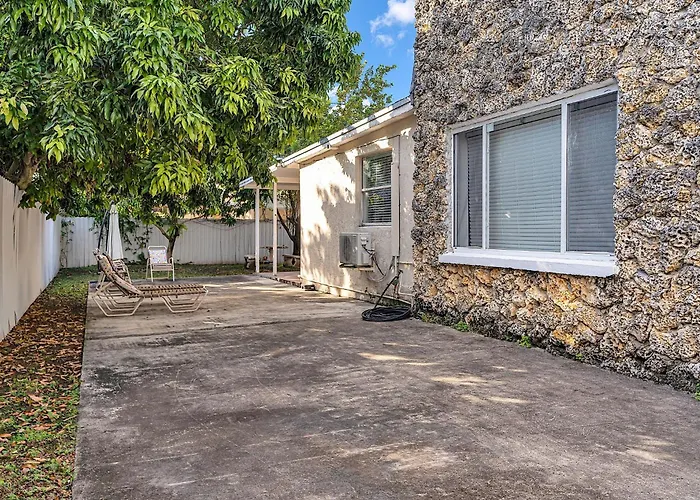 Private Studio In Little Havana