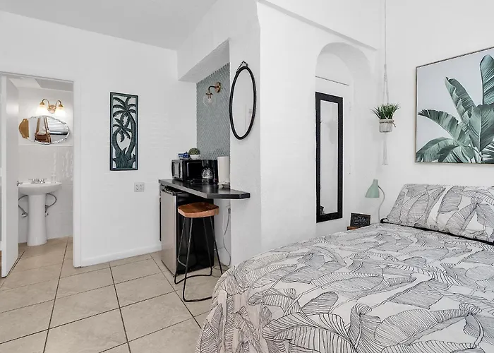 Private Studio In Little Havana