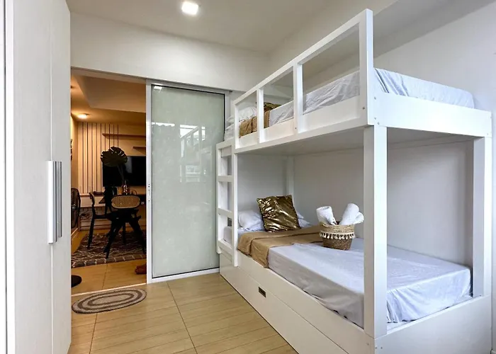 Azure Urban Resort Residences, Condo, Manila Airport, Wave-Pool, Tropical Vibe