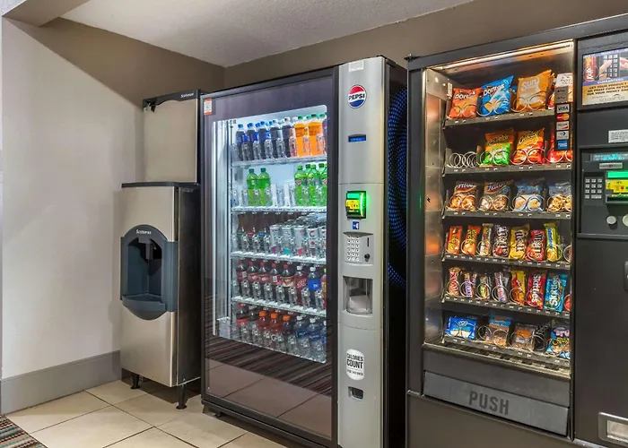 Country Inn & Suites By Radisson, Watertown, Sd