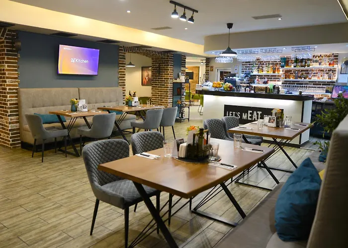 City House Family Hotel & Restaurant