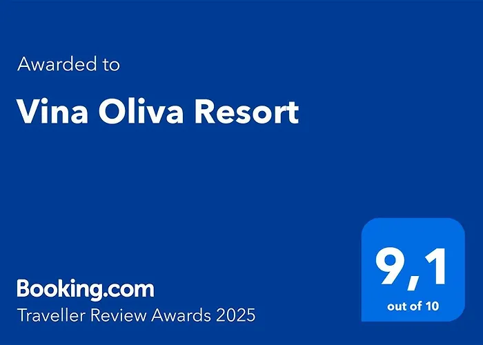 Vina Oliva Hotel
