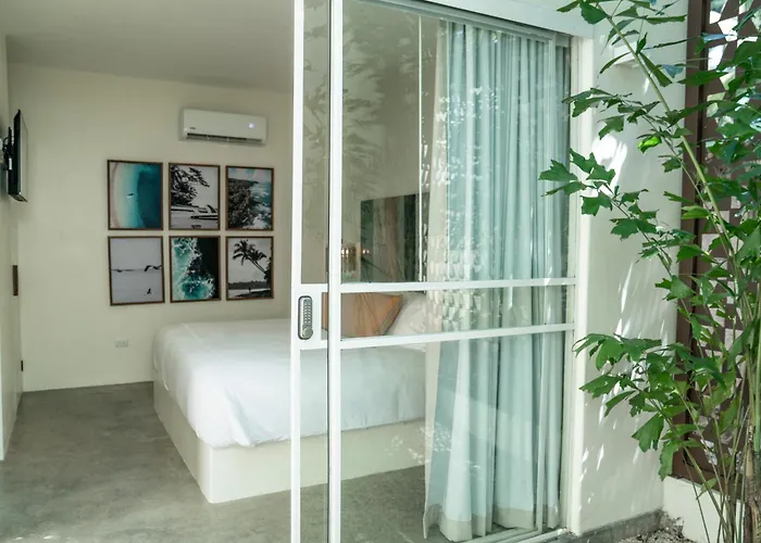 The Beach Break Surf Hotel