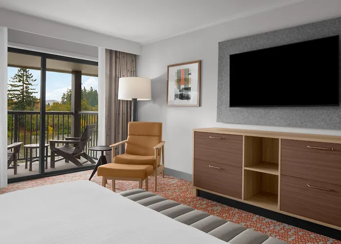 Valley River Inn