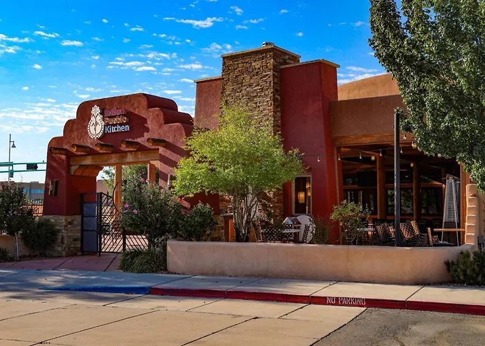 Holiday Inn Express & Suites Albuquerque Historic Old Town By Ihg