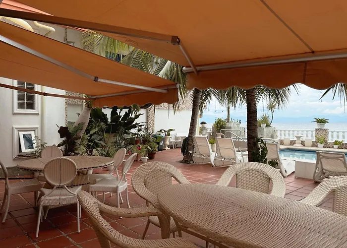 Sunset Beach Resort