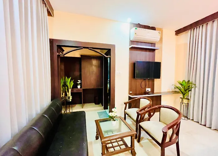Sitara Premium The Ramawati, Walking Distance From Ganga Ghat
