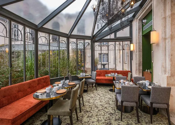 Hotel Litteraire Stendhal Et Spa