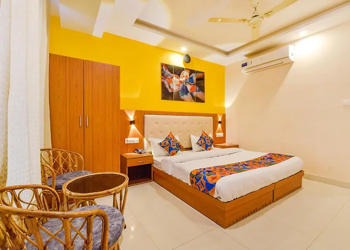 Fabhotel Aarogya Residency