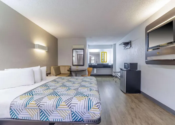 Motel 6 Boerne TX
