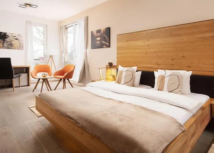 Hotel Vier Jahreszeiten An Der Therme & Kliniken Bad Krozingen Naehe Freiburg & Schwarzwald Ideal Fuer Wellness Kur & Business Ausfluege 24H Check In- Wlan & Parken Gratis
