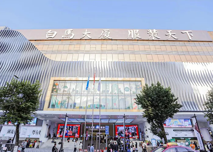 Xinghe Yuezhi S-Guangzhou Yuexiu District Railway Station White Horse Clothing City Flagship Store