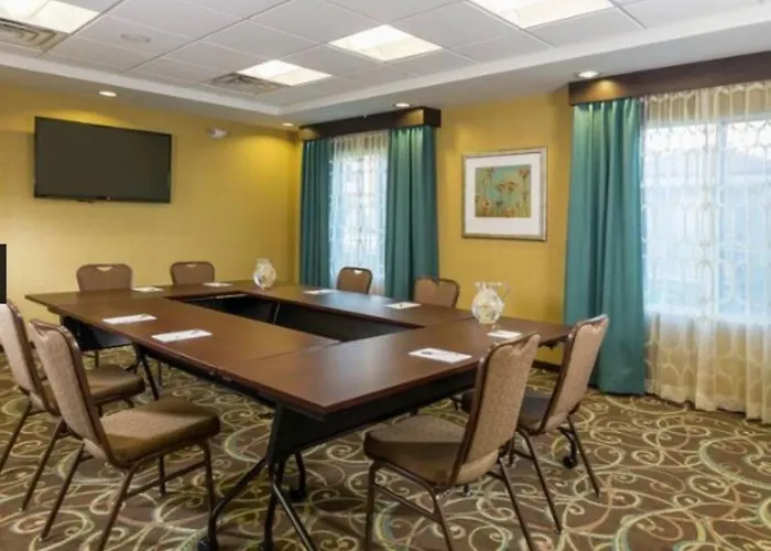 Hampton Inn & Suites San Bernardino
