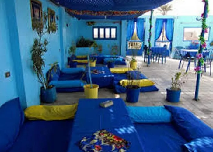 Oasis Hotel