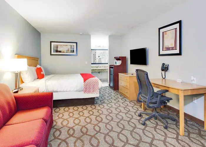 Oyo Hotel Ingleside Tx