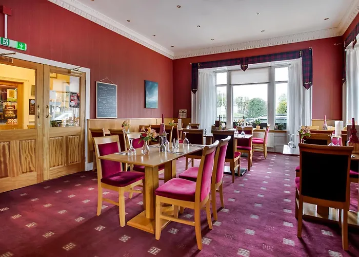OYO Glenpark Hotel, Ayr Central