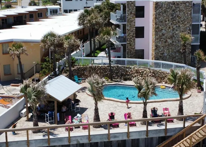 Flamingo Inn Beachfront - Daytona Beach