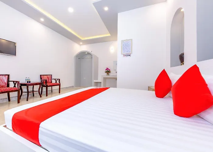 Super Oyo 598 Peony Hotel