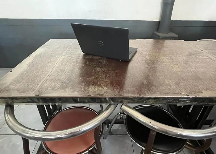 Hotel O Kost Bu Tutik Syariah