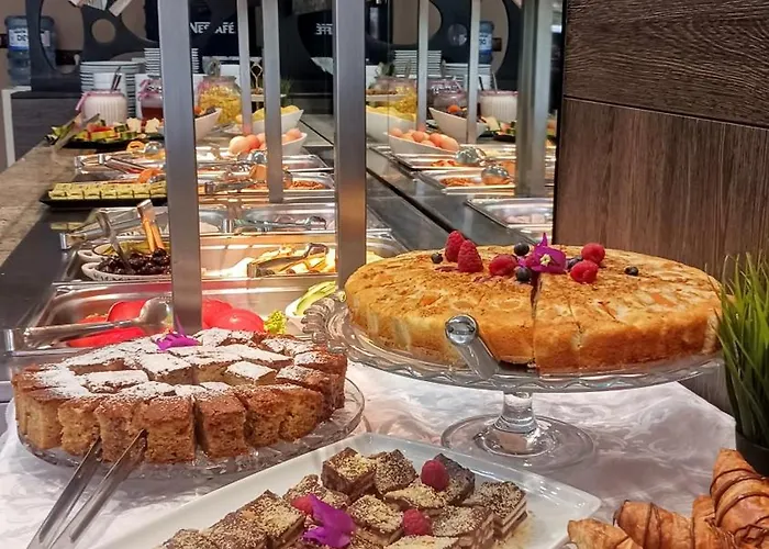 Central Plaza