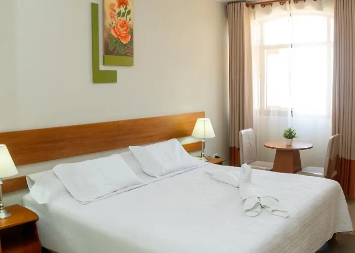 Hotel Curasi