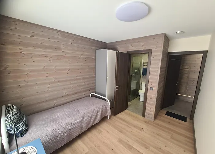 Penkiu Kambariu Apartamentai