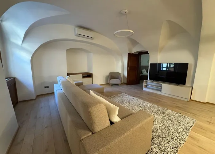 Hotel U 3 Pstrosu