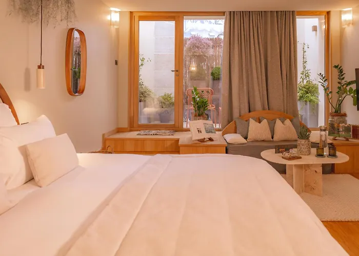 Folklore Boutique Hotel - Maison De Suites