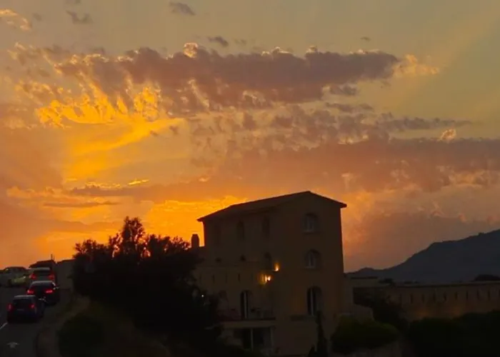 Le Royal Hotel Restaurant