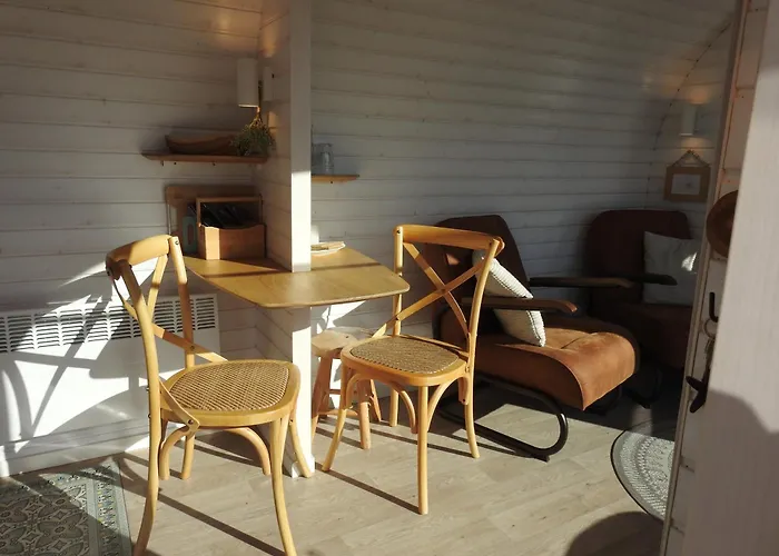 Tiny House De Boet, in Natuurgebied en vlakbij het Strand