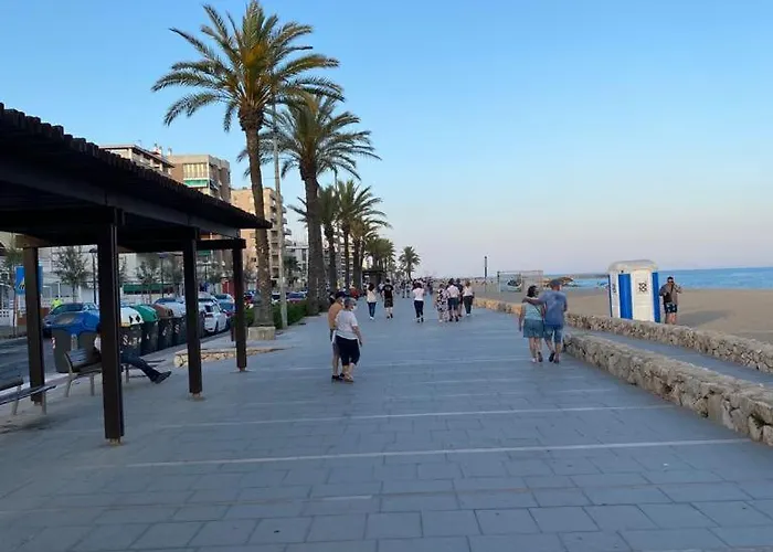 House 50Meters From The Beach