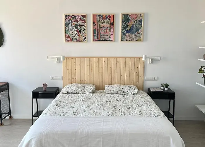 Artistic Beach Apartment