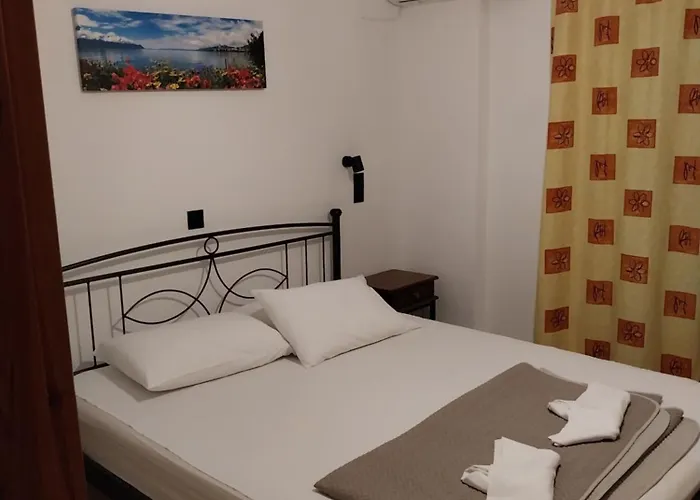 Katerina & Efi Apartments