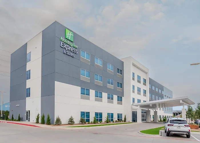 Holiday Inn Express & Suites Waco Downtown By Ihg