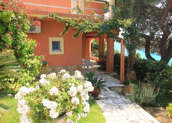 Villa Takis - Kontogialos, Pelekas Beach