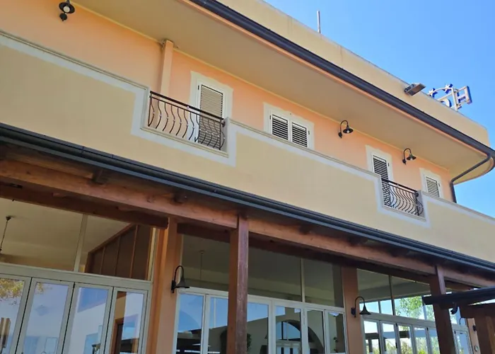 Hotel Ristorante La Decanata