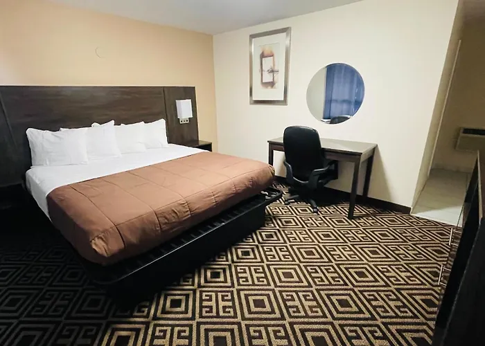 Falls Lodge & Suites