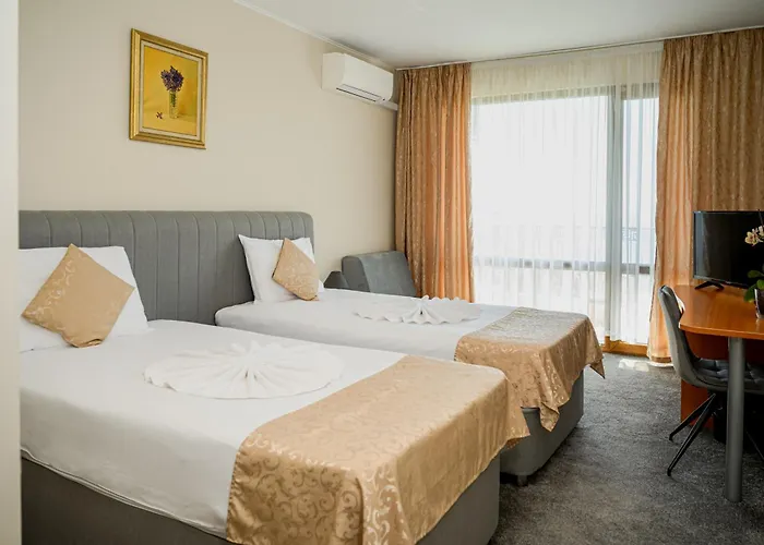 Paradise Hotel & Relax Center