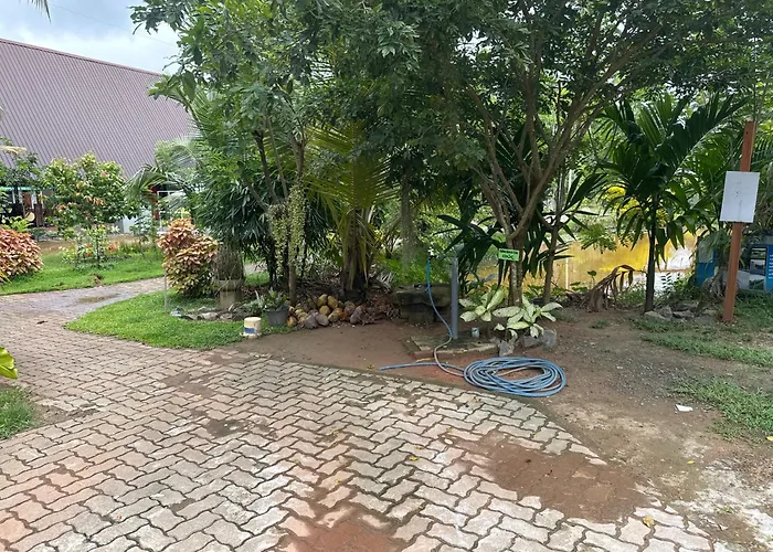 Steps Garden Resort