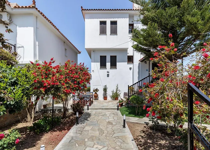 Nikolaos Studios Apartments