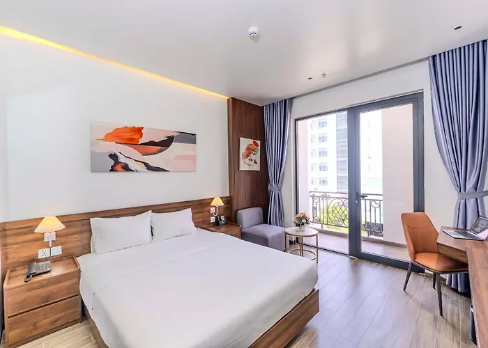 Rosalie Quang Binh Hotel