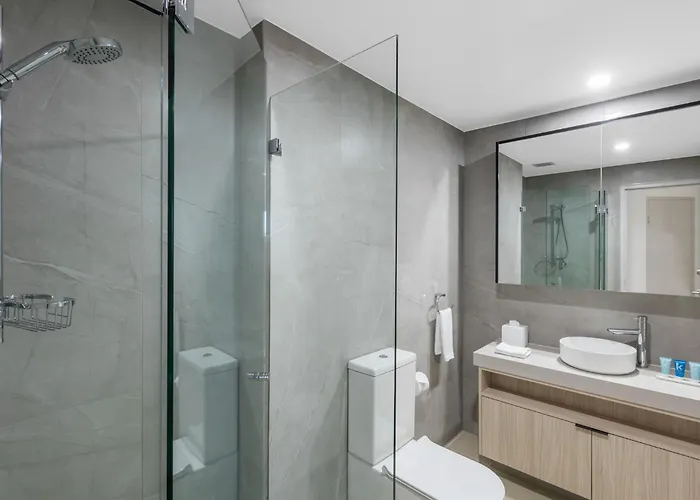 Meriton Suites Bondi Junction