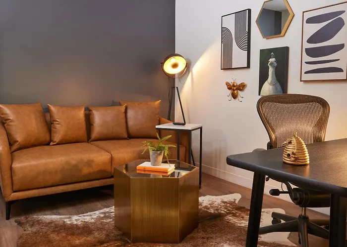 Hive House, Unscripted By Hyatt
